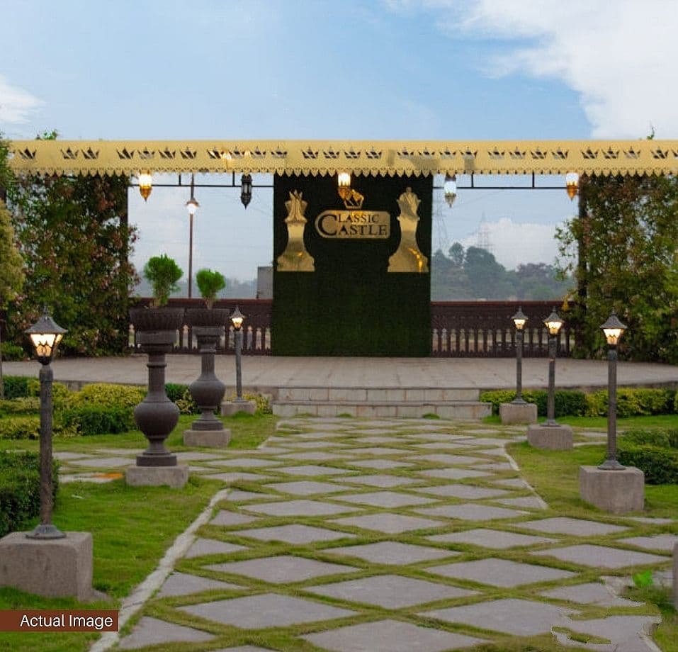 Classic Castle — image 4